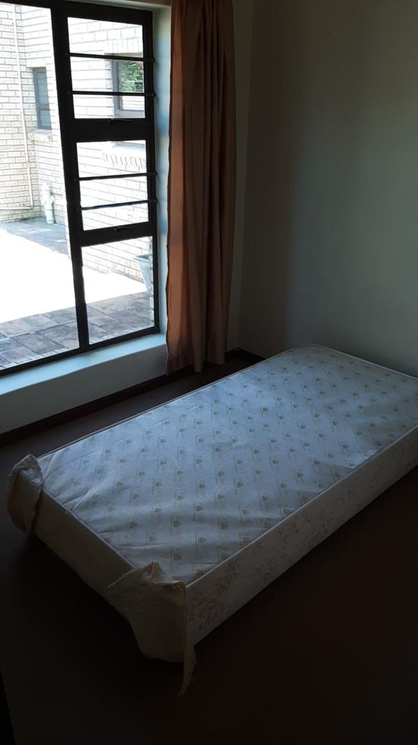 2 Bedroom Property for Sale in Summerstrand Eastern Cape